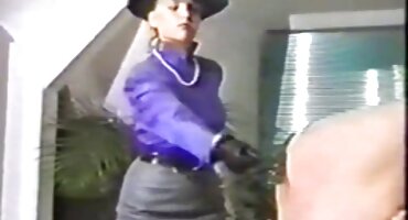 sex trung quốc nang cuc Anissa sexonline Kate hút một khách hàng.